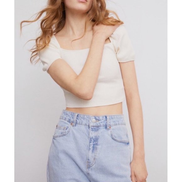 Cotton On Beige Ribbed Puff Sleeve Crop Top - Picture 1 of 12